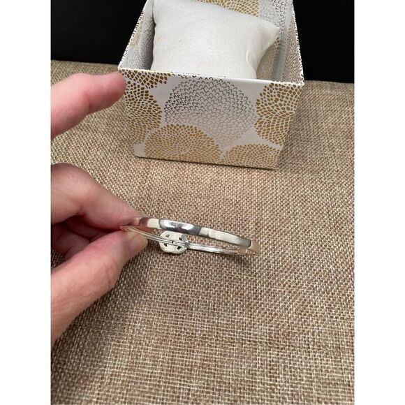 Charter Club Silver-Tone Interlocking Pavé Circle Bracelet New Gift Idea - Picture 7 of 9